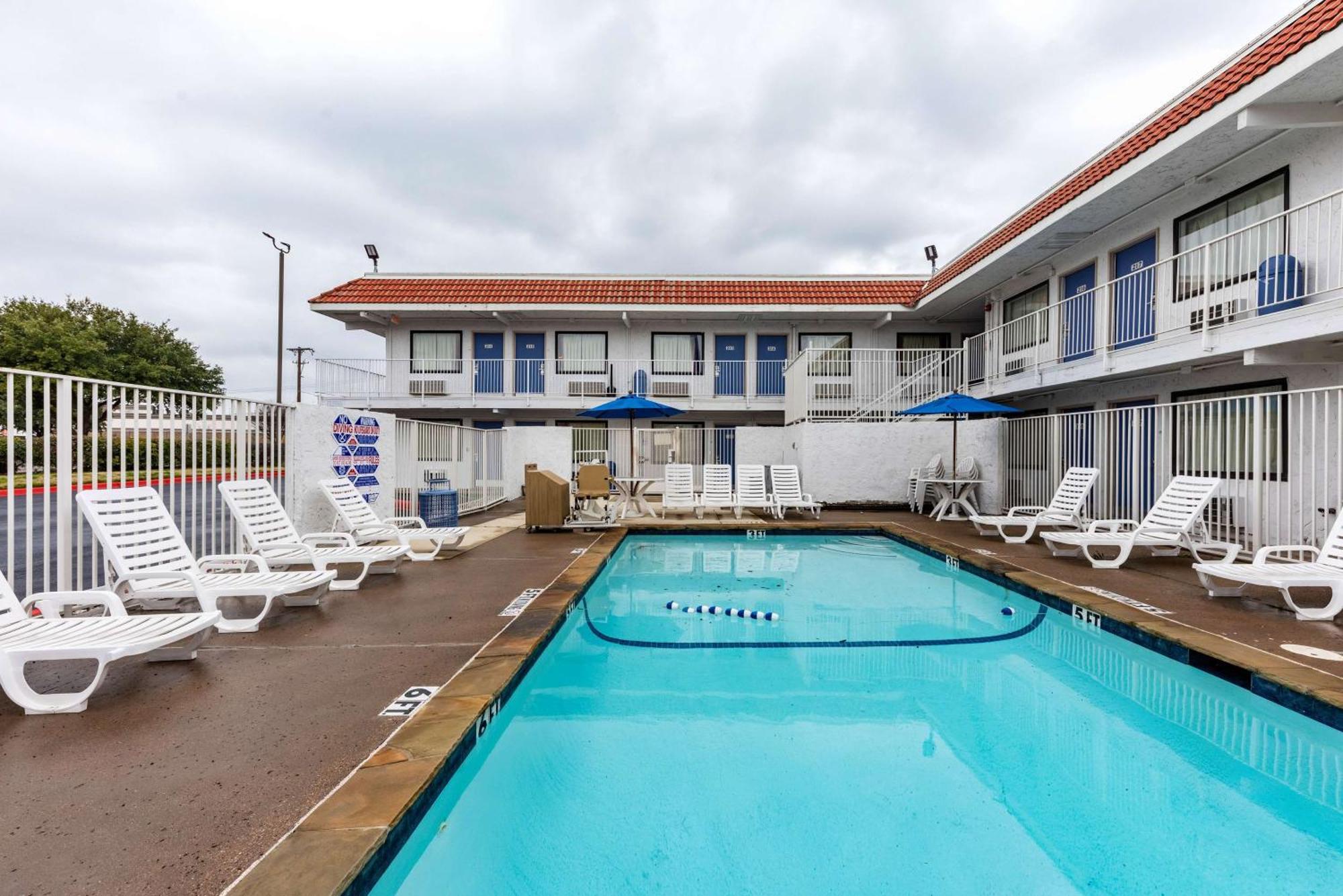 Motel 6-North Richland Hills, Tx ภายนอก รูปภาพ