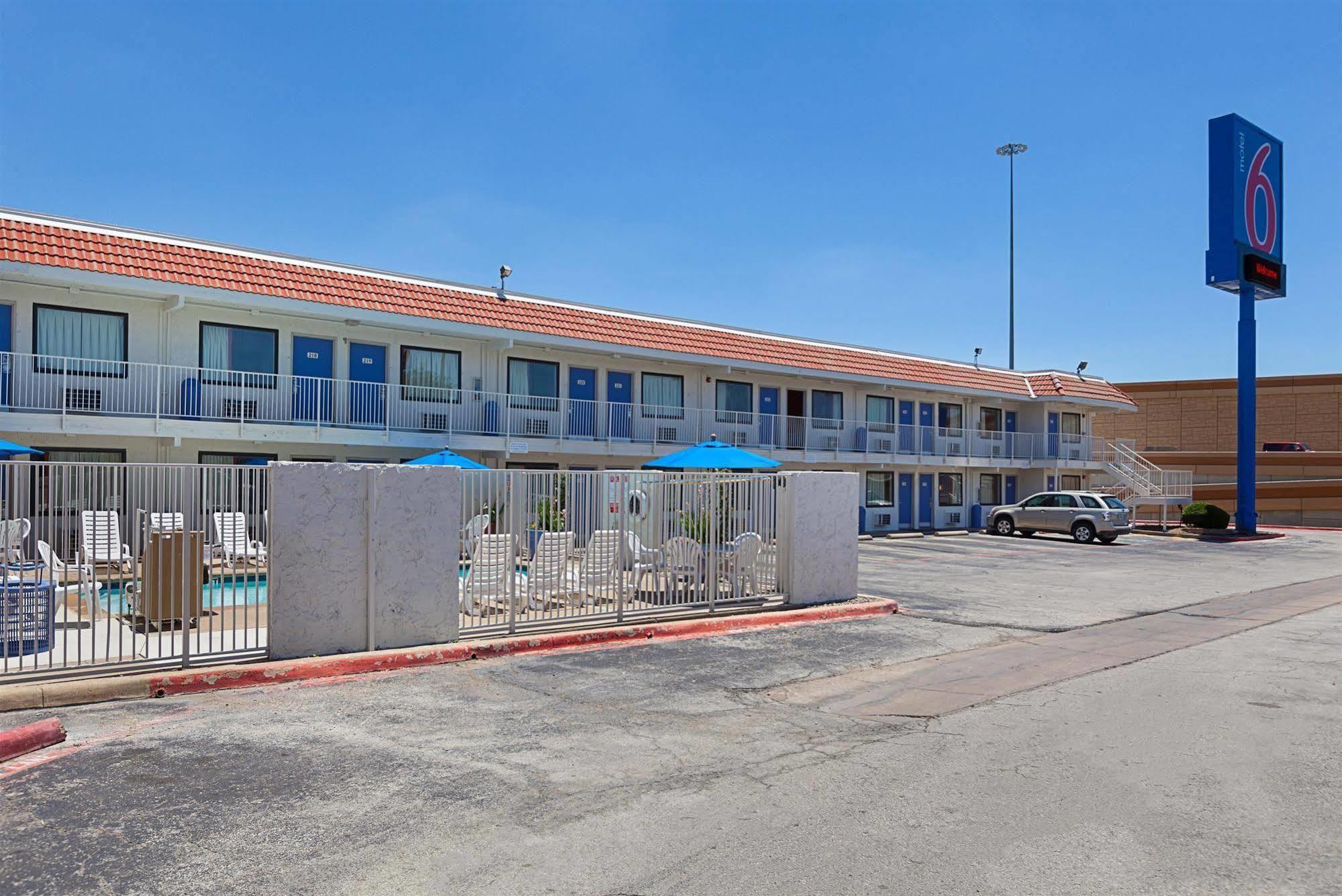 Motel 6-North Richland Hills, Tx ภายนอก รูปภาพ